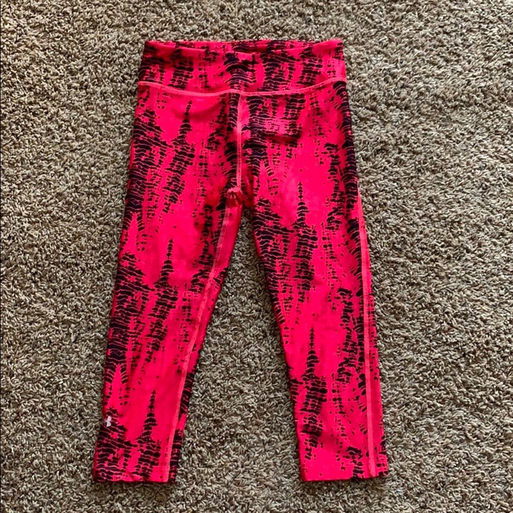 Under Armour Cropped Workout Leggings